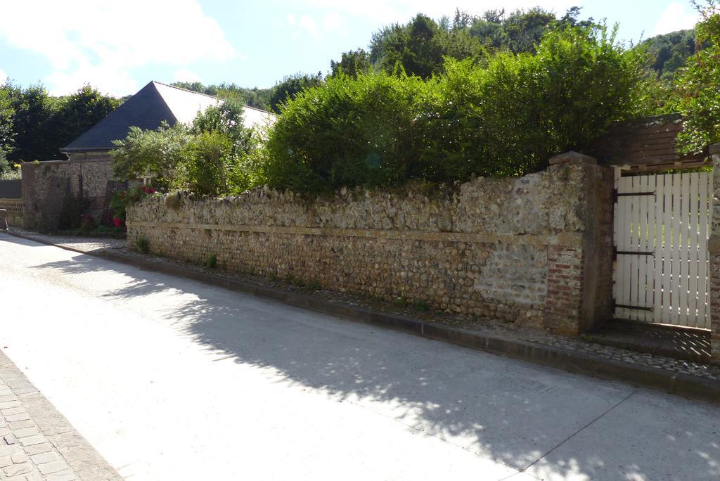La Flore De Lys, Cottage Ideal Pour 2 Adultes Et 2 Enfants Saint-Jouin-Bruneval Exteriör bild